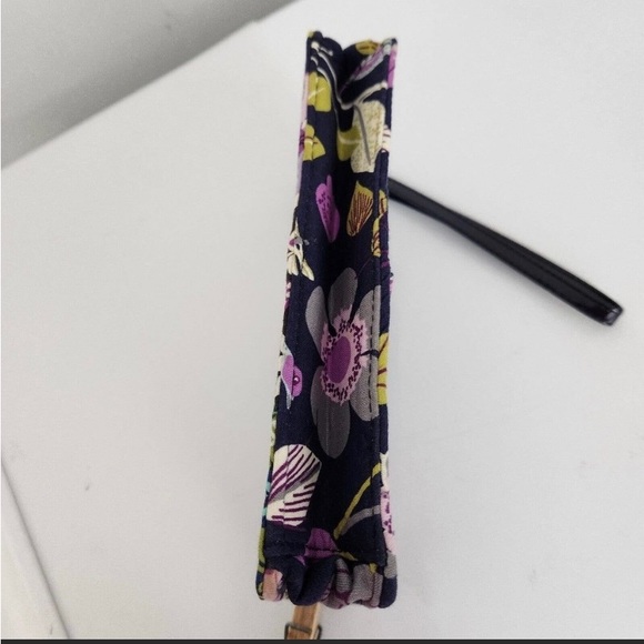 Vera Bradley clutch Floral Nightingale - Picture 5 of 9